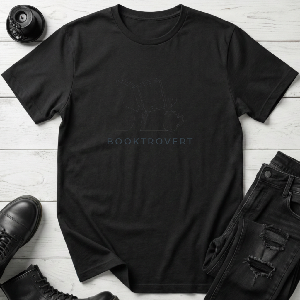 Booktrovert T-Shirt