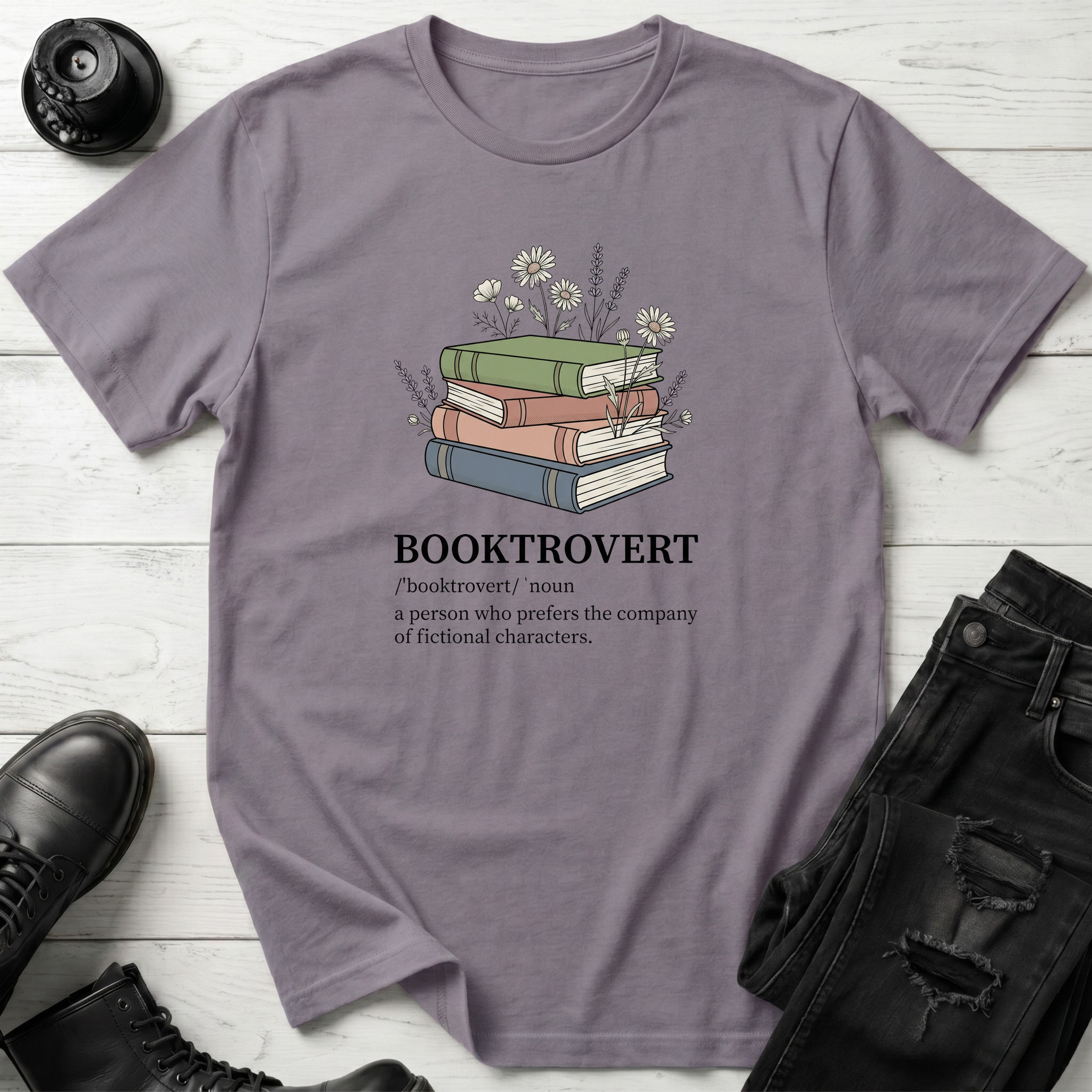Booktrovert T-Shirt