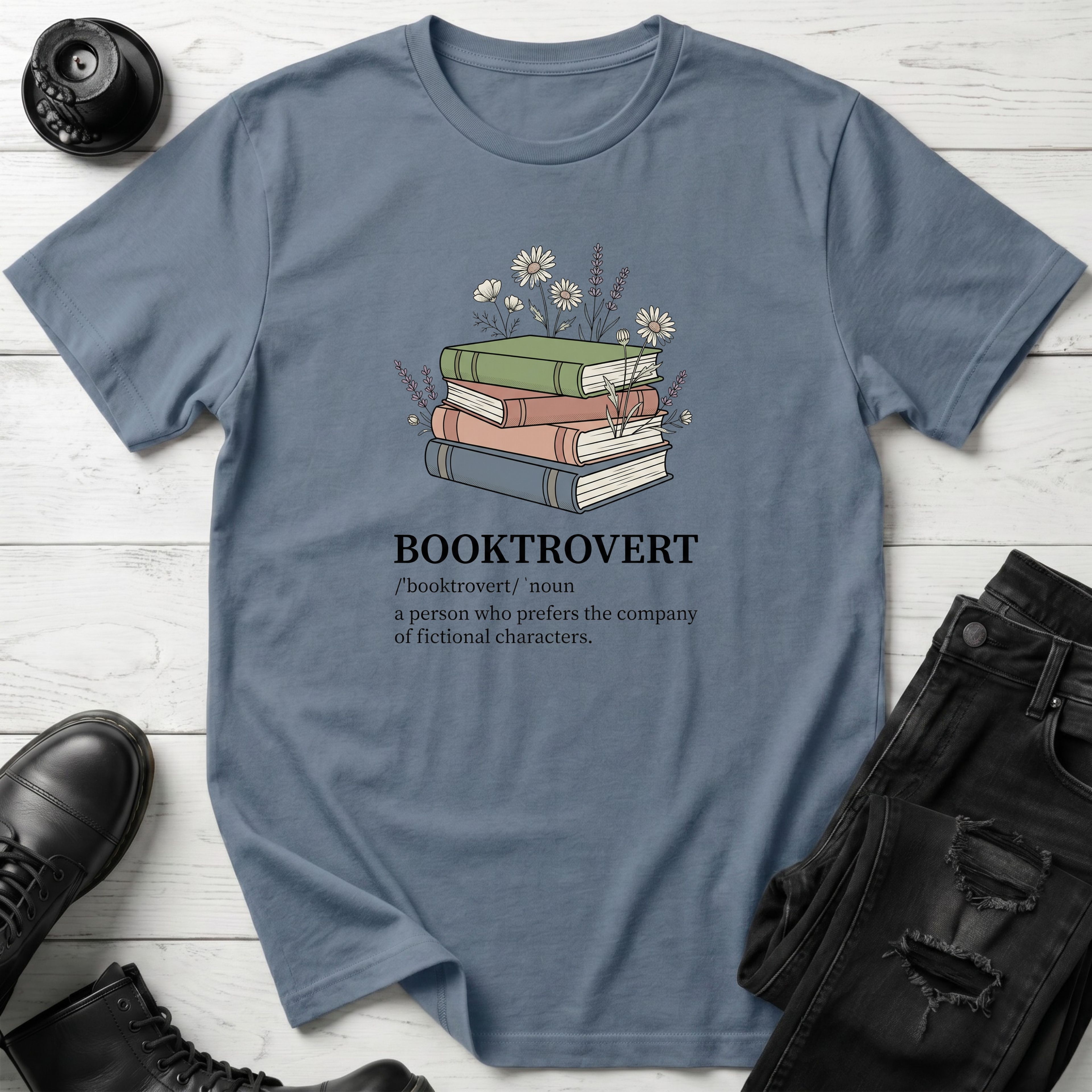 Booktrovert T-Shirt